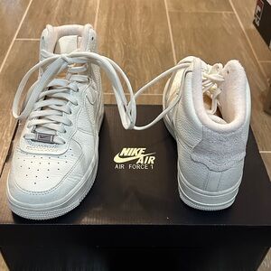 Nike Air Force 1 High-Top in White